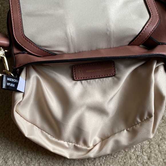 INC International Concepts Megann Geo Crossbody purse - Picture 9 of 17